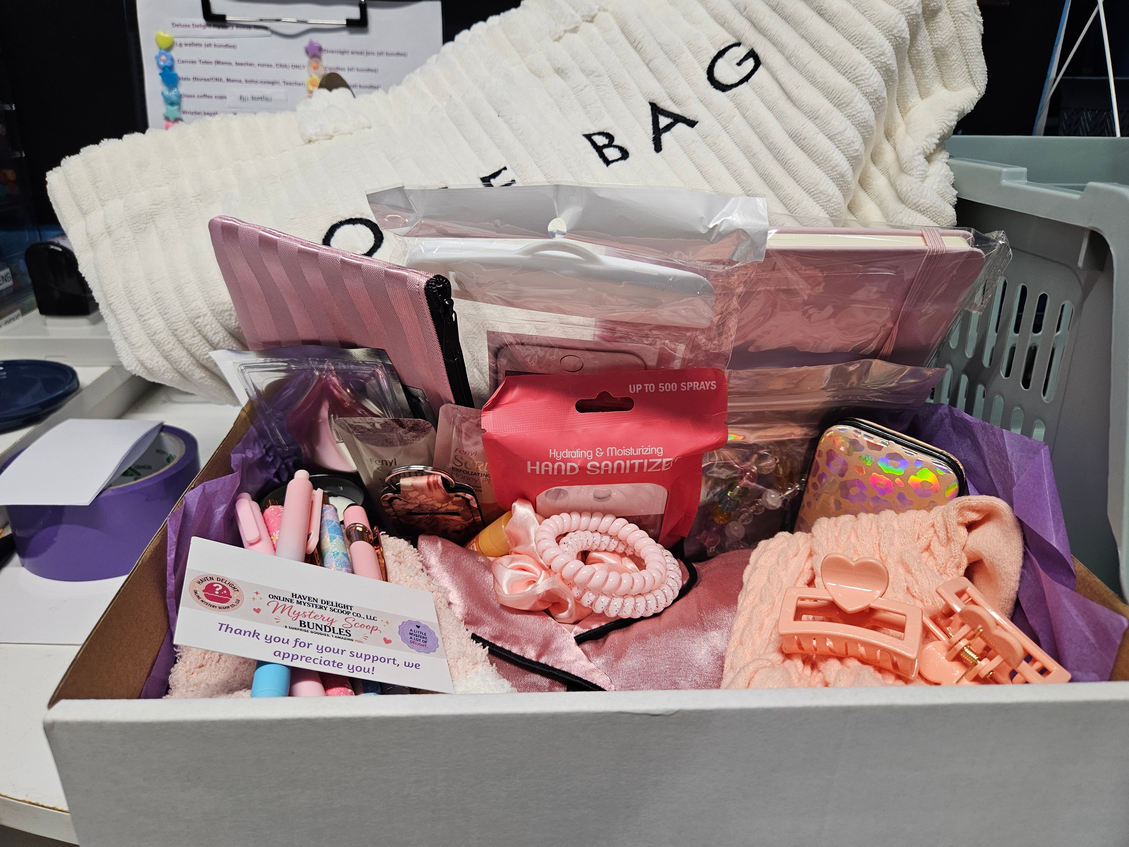 Self-care spa Mystery Bundle Box – 1 Scoop (Up to 20 Surprise Items)
