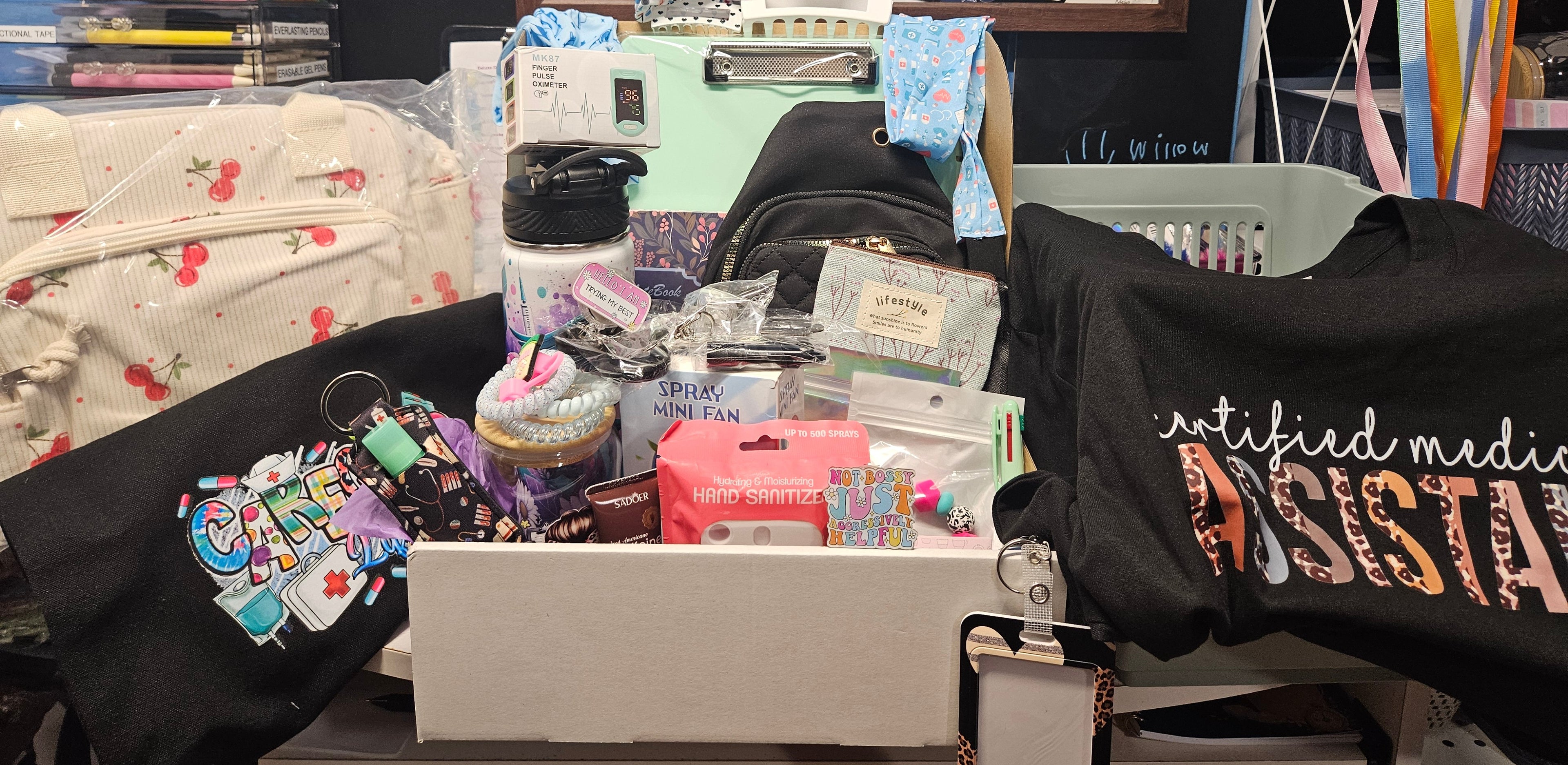 CMA Mystery Bundle Box – 2 Scoops (20–40 Surprise Items)