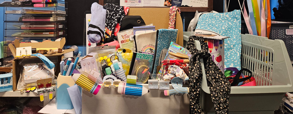 Teacher Mystery Bundle Box – 3 Scoops (40–60 Surprise Items)